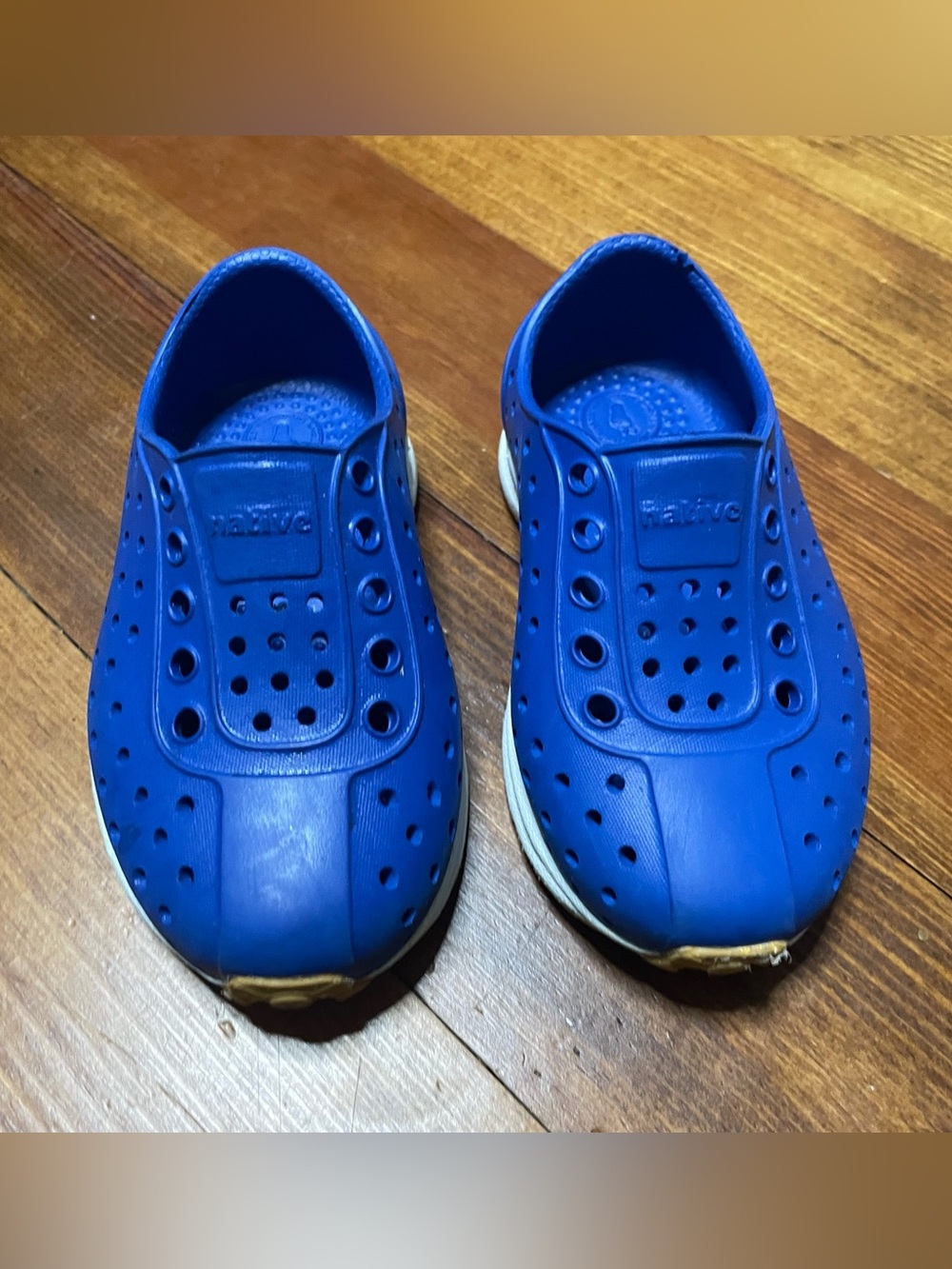 Native Shoes Robbie Sugarlite Slip-On Shoes in Blue Size 6